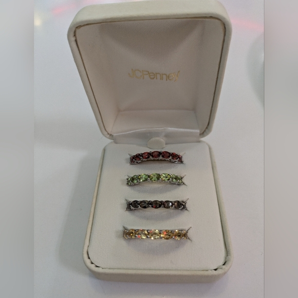 Multi 4 piece ring set - Picture 1 of 2
